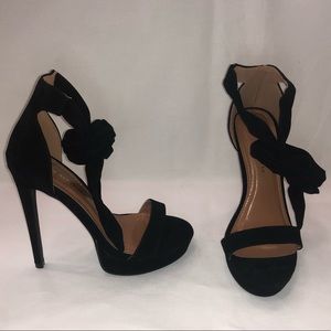 LOLASHOETIQUE BLACK TIE UP HEELS